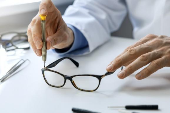 Réparation de lunettes de vue