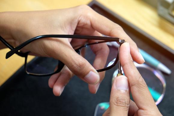 Diagnostic de lunettes cassées